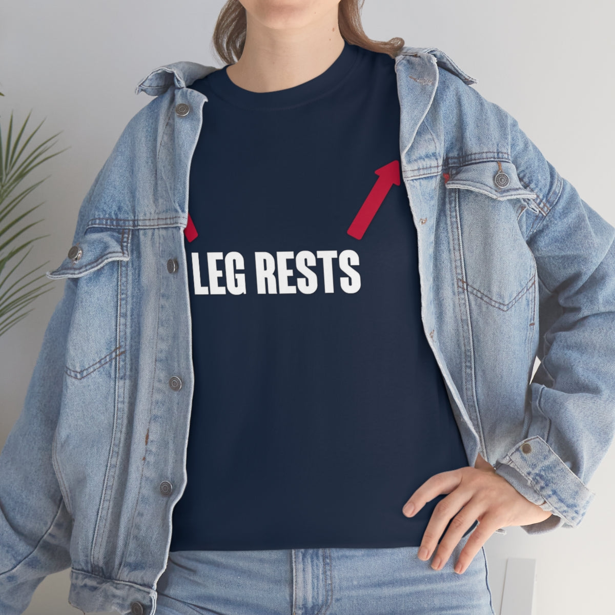 LEG RESTS T-SHIRT
